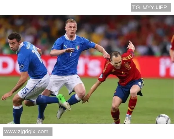 2008年西班牙与美国精彩对决录像回放全景分析与战术解读 2008年西班牙与美国精彩对决录像回放全景分析与战术解读